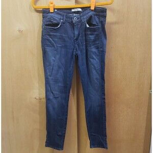 Rich and skinny Jeans It’s a feeling,
size 28 dark wash
lightly used #XXX